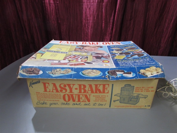 VINTAGE KENNER'S EASY BAKE OVEN