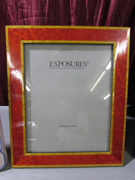 PICTURE FRAMES