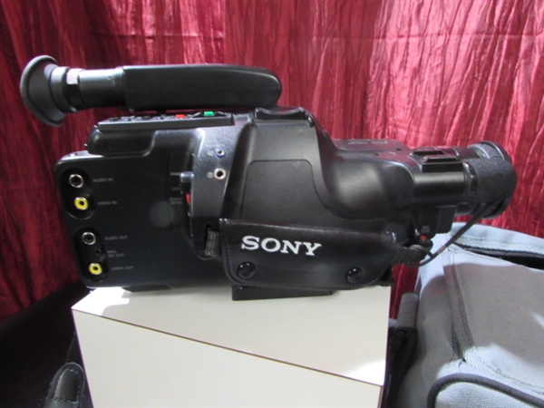 SONY HANDYCAM 8 AND A KODAK EASYSHARE