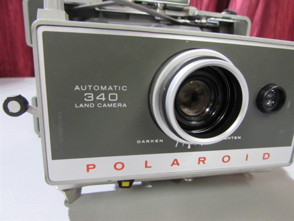 VINTAGE POLAROID CAMERA & ARGUS PROJECTOR