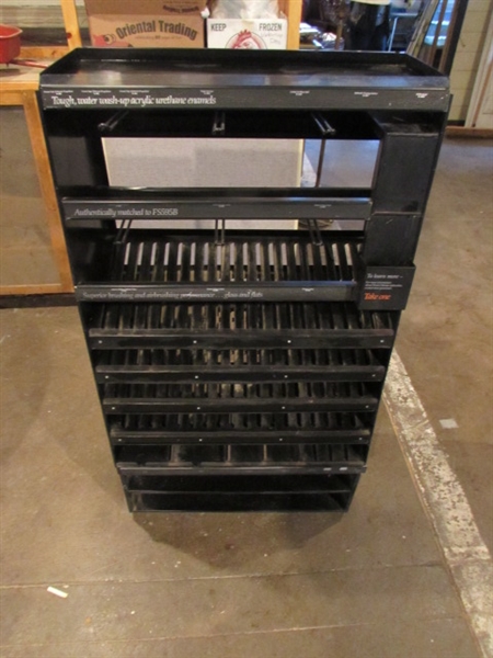 BLACK METAL DISPLAY RACK