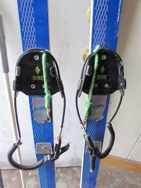 SKIS & ROSSIGNOL POLES