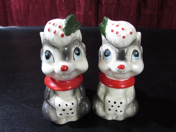 SALT & PEPPER SHAKERS