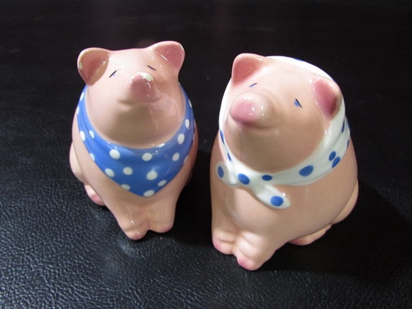 SALT & PEPPER SHAKERS