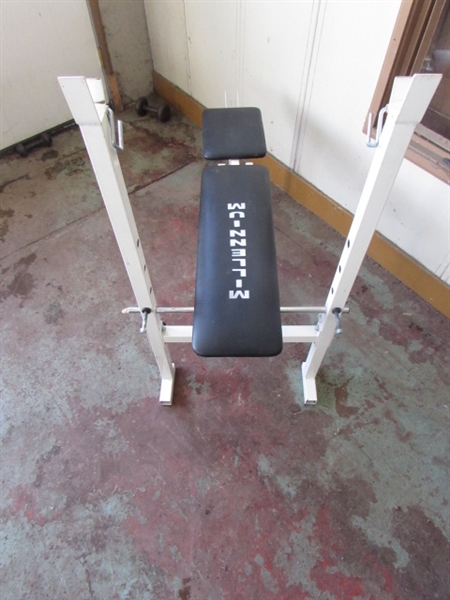 SMALL WEIGHT BENCH