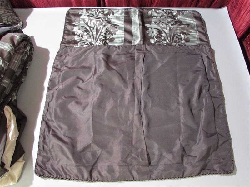 QUEEN SIZE COMFORTER SET