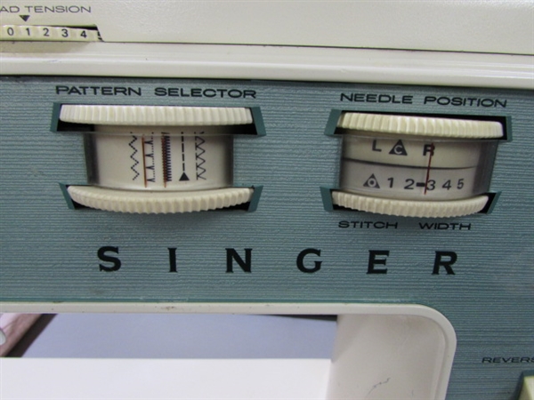 VINTAGE SINGER SEWING MACHINE & TABLETOP IRONING BOARD