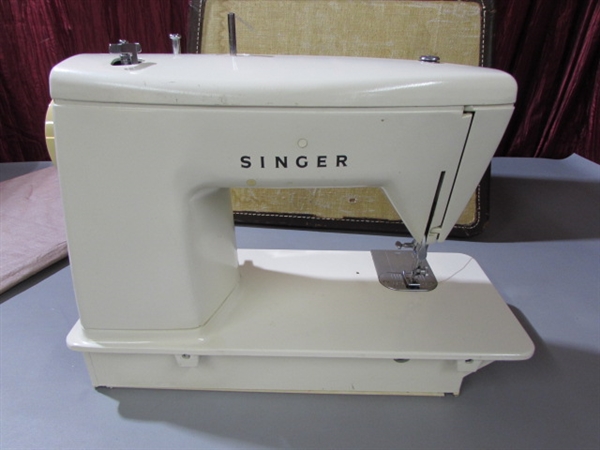 VINTAGE SINGER SEWING MACHINE & TABLETOP IRONING BOARD