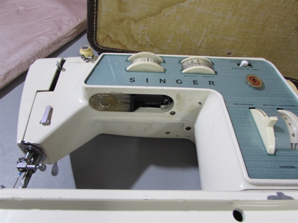 VINTAGE SINGER SEWING MACHINE & TABLETOP IRONING BOARD