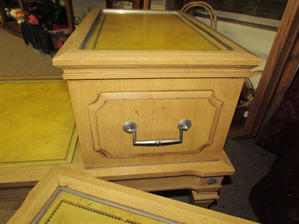 MATCHING VINTAGE WOOD END TABLES & A COFFEE TABLE