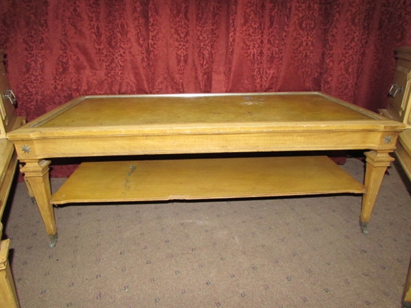 MATCHING VINTAGE WOOD END TABLES & A COFFEE TABLE