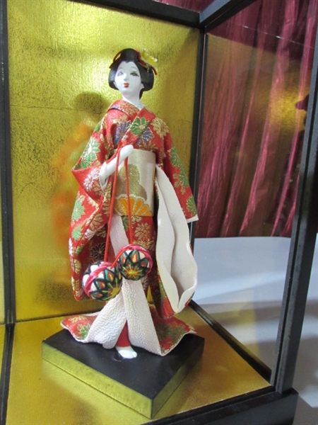 2 VINTAGE JAPANESE GEISHA DOLLS