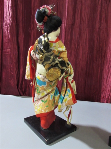 2 VINTAGE JAPANESE GEISHA DOLLS