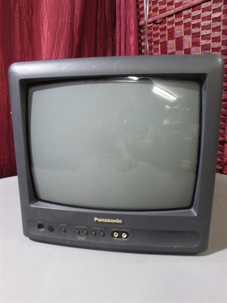 PANASONIC TV & VCR