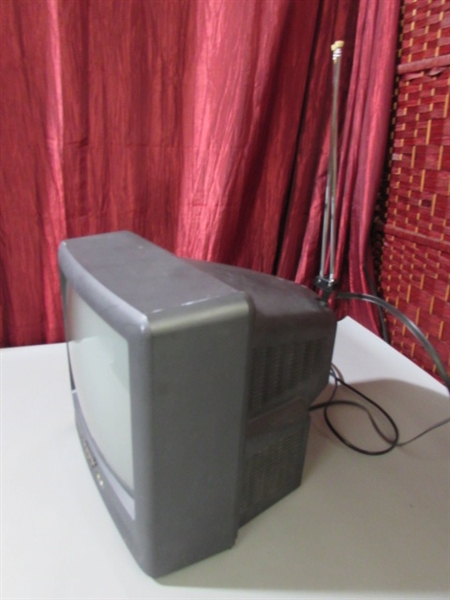 PANASONIC TV & VCR