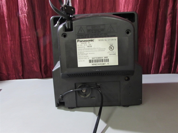 PANASONIC TV & VCR