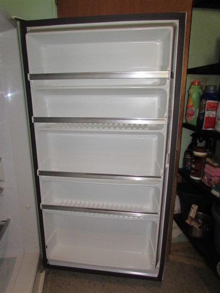 GE UPRIGHT FREEZER