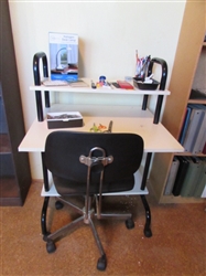SMALL WHITE DESK/OFFICE CHAIR/DESK LAMP & OFFICE SUPPLIES