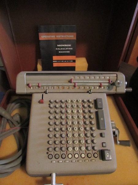 2 VINTAGE CALCULATING MACHINES - SCM MARCHANT & MONROE