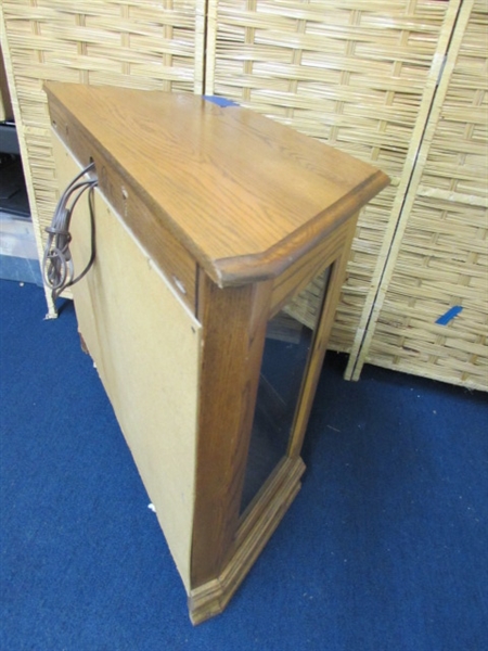 LIGHTED OAK CURIO CABINET WITH MIRRORED BACK