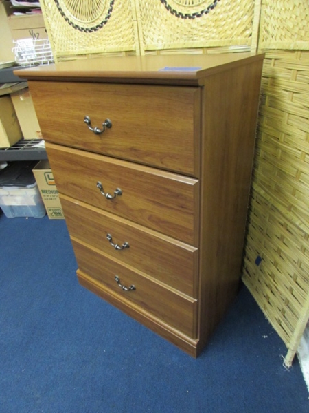 4 DRAWER DRESSER