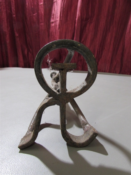 VINTAGE BRANDING IRONS & SAW