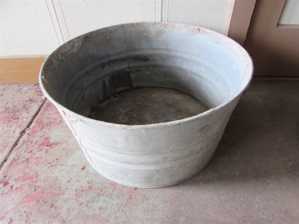 BARREL FEEDER AND GALVANIZED TUB *LOCATED OFF SITE #1*