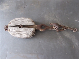 VINTAGE/ANTIQUE PULLEY *LOCATED OFF SITE #1*