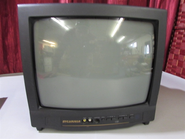 SMALL TV & DVD PLAYER