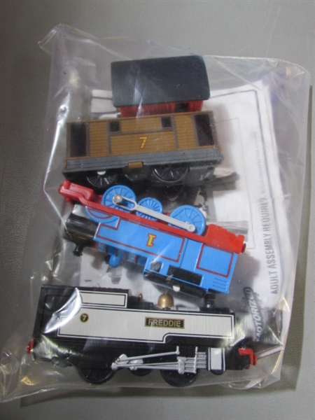 THOMAS & FRIENDS SHAKE SHAKE BRIDGE, BARBIES & MORE!!