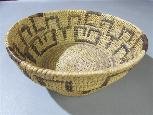 AMERICAN INDIAN PAPAGO BASKET & BEADED LEATHER POUCH