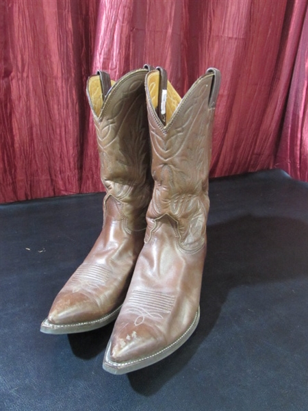 NOCONA VIBRAM BOOTS MENS LEATHER COWBOY BOOTS 10.5