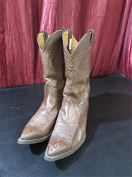 NOCONA VIBRAM BOOTS MENS LEATHER COWBOY BOOTS 10.5