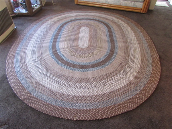 LARGE 10' X 8' OVAL BRAIDED AREA RUG