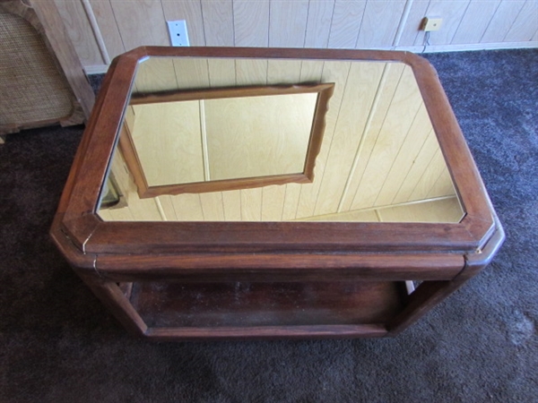 SIDE TABLE, CLOCK & WALL MIRROR