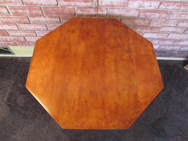 ANTIQUE OAK HEXAGON TABLE WITH ADJUSTABLE HEIGHT & CERAMIC PITCHER & BOWL