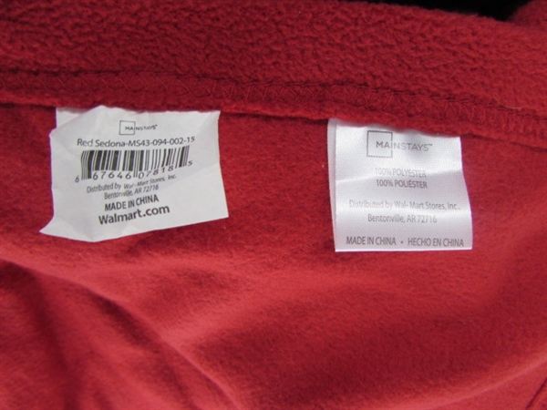 KING-SIZE VELVET QUILT, BLANKET & 2 SETS OF SHEETS IN STORAGE TOTE