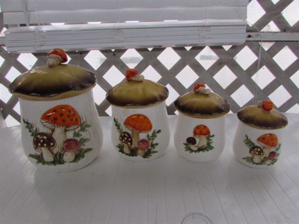 VINTAGE MUSHROOM CANISTER SET, 3D WALL DECOR & CERAMIC WALL DECOR