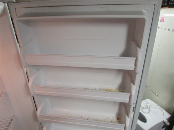 17 CU FT FRIGIDAIRE UPRIGHT COMMERCIAL FROST FREE FREEZER *LOCATED OFF SITE #3*