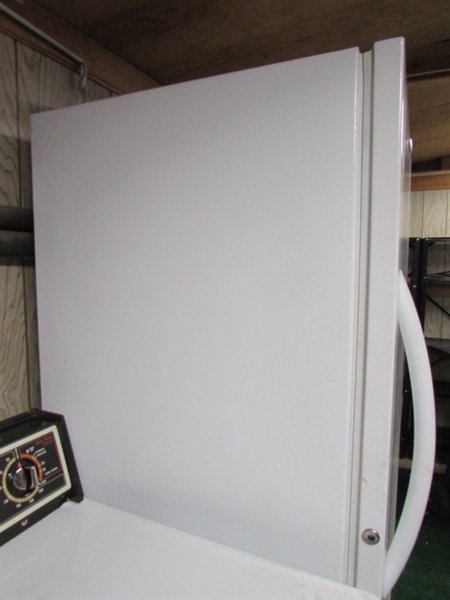 17 CU FT FRIGIDAIRE UPRIGHT COMMERCIAL FROST FREE FREEZER *LOCATED OFF SITE #3*