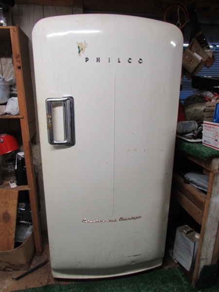 VINTAGE PHILCO REFRIGERATOR *LOCATED OFF SITE #3*