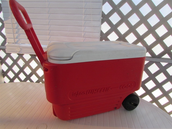 RED IGLOO ICE CHESTS & MORE *LOCATED OFF SITE #3*