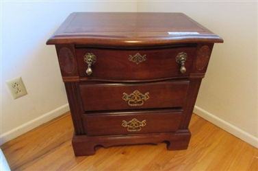 3-DRAWER NIGHTSTAND/SIDE TABLE