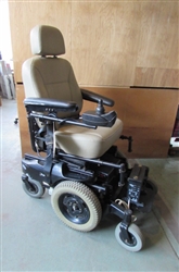PRONTO R2 ELECTRIC WHEELCHAIR - NEEDS BATTERIES