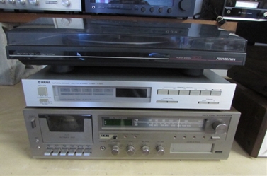TURNTABLE, STEREO RECEIVER & MORE. YAMAHA, SOUNDESIGN.