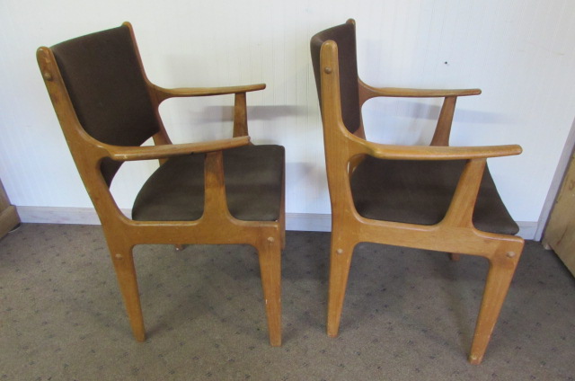 dining room captains chairs