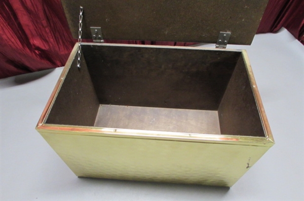 BRASS STORAGE BOX WITH HINGED LID