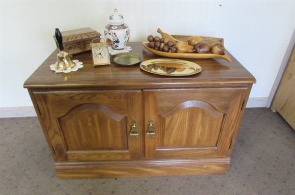 SOLID WOOD SIDE TABLE WITH HIDDEN STORAGE & DECOR