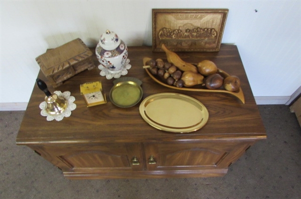 SOLID WOOD SIDE TABLE WITH HIDDEN STORAGE & DECOR