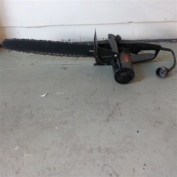 ELECTRIC CHAINSAW AND HEDGE TRIMMER